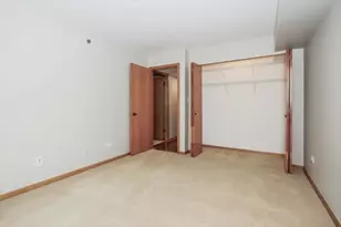 212 W St Charles Rd, Lombard, IL 60148 - Photo 18