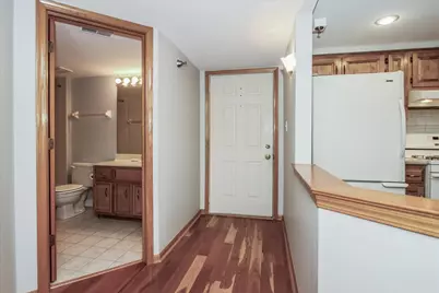 212 W Saint Charles Road #108, Lombard, IL 60148 - Photo 4