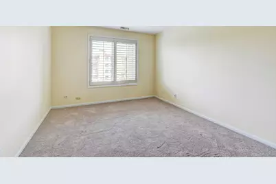 701 Lake Hinsdale Drive #412, Willowbrook, IL 60527 - Photo 16