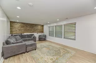 1767 Delta Dr, Aurora, IL 60503 - Photo 12