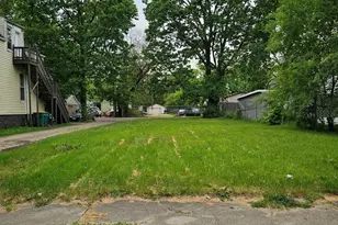 417 Sherman St, Joliet, IL 60433 - Photo 1