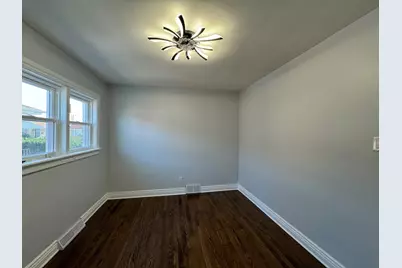 286 Oglesby Avenue, Calumet City, IL 60409 - Photo 8