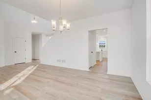 10902 Chadsey Cir, Huntley, IL 60142 - Photo 6