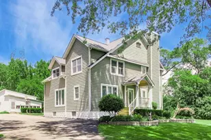 24W066 St Charles Rd, Wheaton, IL 60187 - Photo 2
