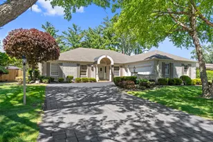 6244 W 129th Pl, Palos Heights, IL 60463 - Photo 1