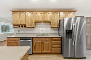 440 Aster Ln, Hoffman Estates, IL 60169 - Photo 6