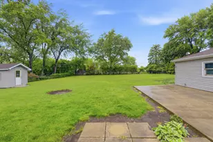 440 Aster Ln, Hoffman Estates, IL 60169 - Photo 26