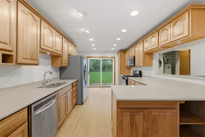 440 Aster Lane, Hoffman Estates, IL 60169 - Photo 4