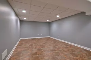 204 Donmor Dr, Bloomingdale, IL 60108 - Photo 58