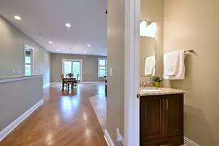 204 Donmor Dr, Bloomingdale, IL 60108 - Photo 10