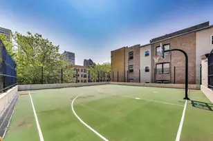 3930 N Pine Grove Ave, Chicago, IL 60613 - Photo 26