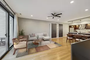 650 N Morgan St, Chicago, IL 60642 - Photo 2