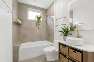 1445 W Grand Ave, Chicago, IL 60642 - Photo 16