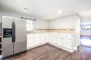 3024 N 76th Ave, Elmwood Park, IL 60707 - Photo 24