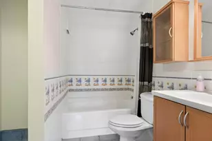 1 Bloomingdale Pl, Bloomingdale, IL 60108 - Photo 12
