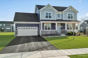 3553 Doral Dr, Elgin, IL 60124 - Photo 2