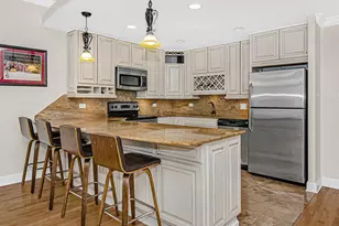 211 E Ohio St, Chicago, IL 60611 - Photo 2
