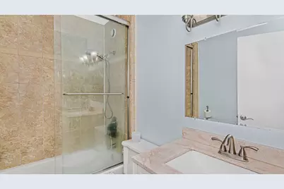 211 E Ohio Street #621, Chicago, IL 60611 - Photo 8