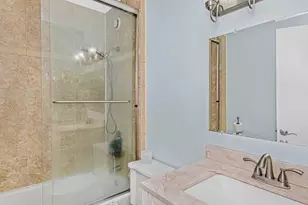 211 E Ohio St, Chicago, IL 60611 - Photo 8