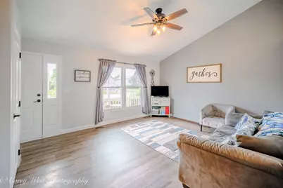 480 N Aspen Drive, Cortland, IL 60112 - Photo 10