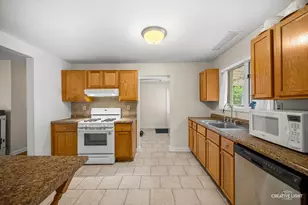 117 S Westmore-Meyers Rd, Lombard, IL 60148 - Photo 10