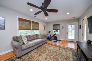 312 Spring Ave, Glen Ellyn, IL 60137 - Photo 16