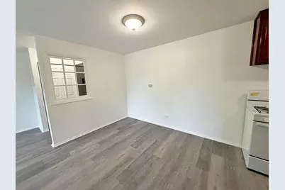 841 Blossom Lane #203, Prospect Heights, IL 60070 - Photo 6