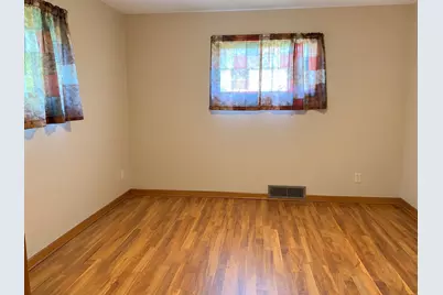 807 W 7th Street, Sterling, IL 61081 - Photo 10