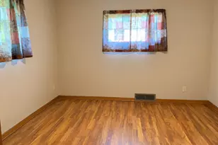 807 W 7th St, Sterling, IL 61081 - Photo 10