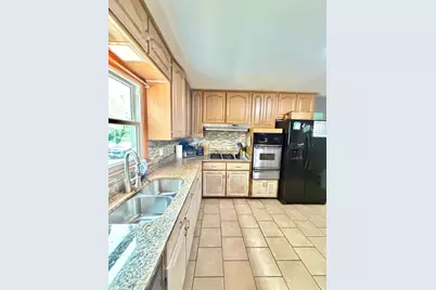 18832 Cherry Lane, Lansing, IL 60438 - Photo 4