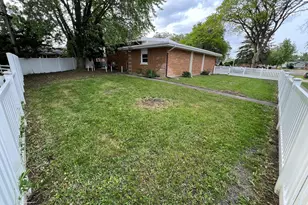 616 Seneca Dr, Aurora, IL 60506 - Photo 36