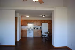 565 N Strack St, Cortland, IL 60112 - Photo 4