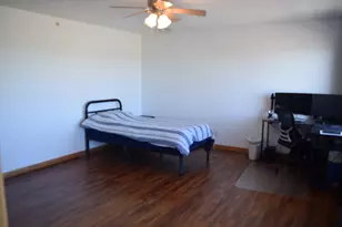 565 N Strack St, Cortland, IL 60112 - Photo 10
