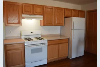 565 N Strack Street #302, Cortland, IL 60112 - Photo 6