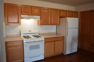 565 N Strack St, Cortland, IL 60112 - Photo 6