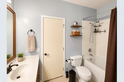 1935 N Fairfield Avenue #307, Chicago, IL 60647 - Photo 14