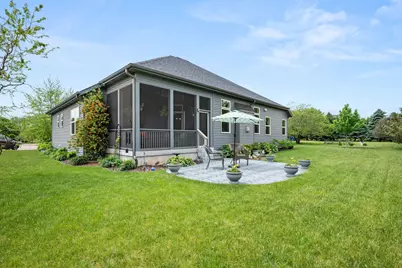 104 Larking Avenue, Dekalb, IL 60115 - Photo 34