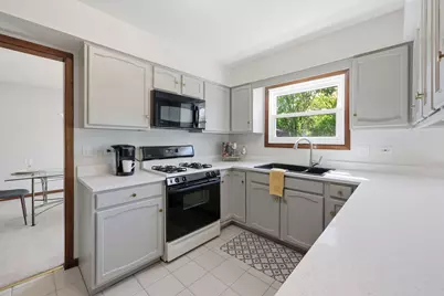 254 Woodville Lane, Schaumburg, IL 60193 - Photo 8