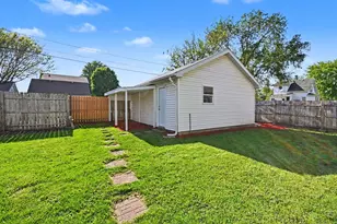 1315 Dearborn St, Joliet, IL 60435 - Photo 34