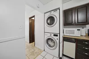 966 N Rohlwing Rd, Addison, IL 60101 - Photo 14