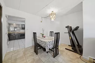 966 N Rohlwing Rd, Addison, IL 60101 - Photo 12