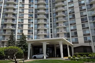 40 N Tower Rd, Oak Brook, IL 60523 - Photo 1