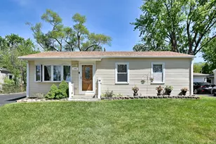 108 Cedar Cir, Streamwood, IL 60107 - Photo 1