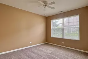 2905 Stonewater Dr, Naperville, IL 60564 - Photo 16