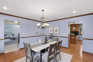 2418 Flambeau Dr, Naperville, IL 60564 - Photo 4