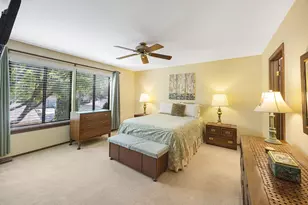 1626 Vermont Dr, Elk Grove Village, IL 60007 - Photo 12