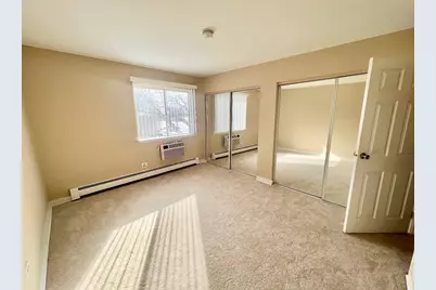 1461 N Winslowe Drive #304, Palatine, IL 60074 - Photo 8