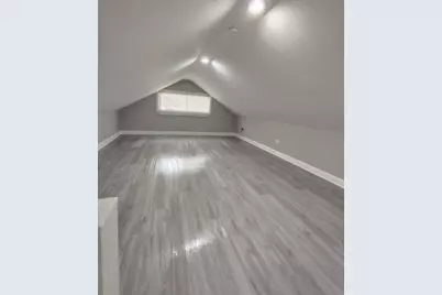 10453 S Indiana Avenue, Chicago, IL 60628 - Photo 12