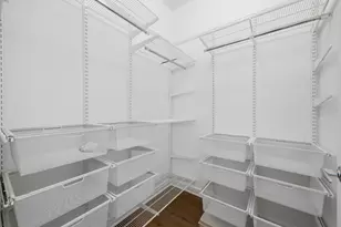 233 E 13th St, Chicago, IL 60605 - Photo 26