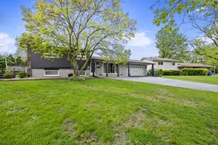 724 Lexington Dr, Chicago Heights, IL 60411 - Photo 22